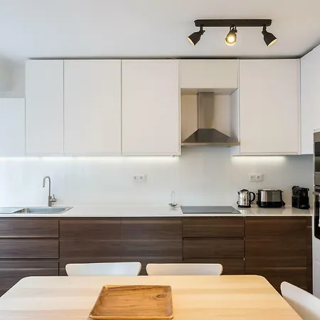 Flh Charming Flat Near Zoo Apartamento *
